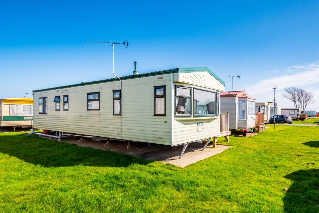 Caravan Beach Holiday Hotel Saint Osyth Exterior foto